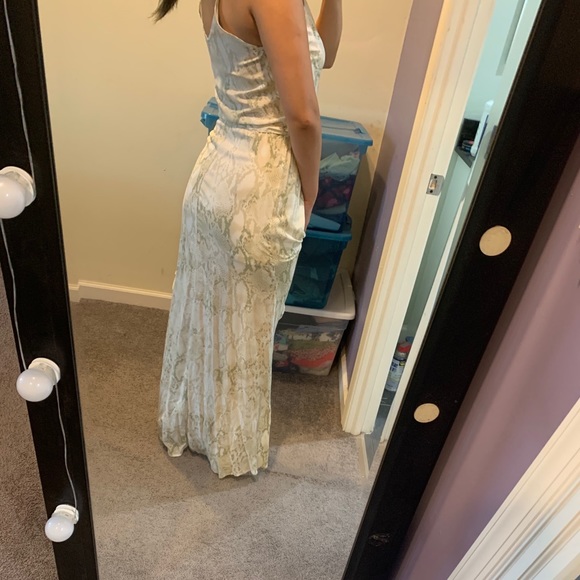 Vici cobra maxi dress - Picture 3 of 8